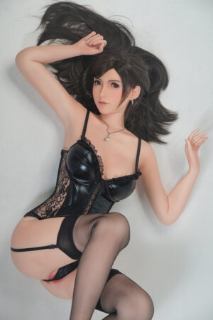 168cm E-Cup, Tifa de Final Fantasy VII en lencería
