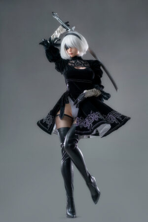 171cm G-Cup, YoRHa 2B de NieR: Automata
