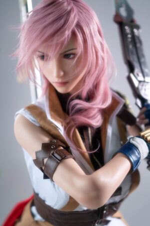 171cm G-Cup, Lightning de Final Fantasy XIII