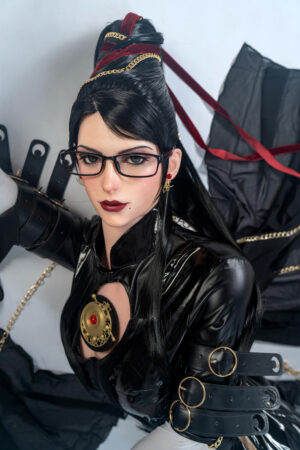 170cm, B-Cup, Bayonetta Bruja de Umbra